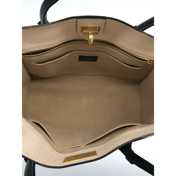 Louis Vuitton On My Side MM Monogram Leather Handbag - Picture 6 of 6